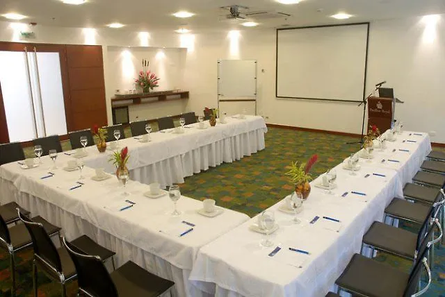 Nh Bogota Pavillon Royal Hotel 4*,  Colombia