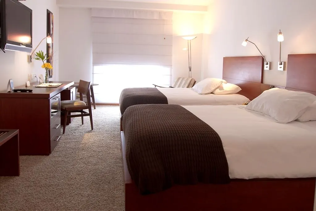 Nh Bogota Pavillon Royal Hotell