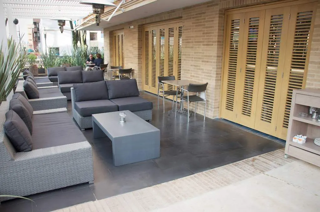 Nh Bogota Pavillon Royal Hotell